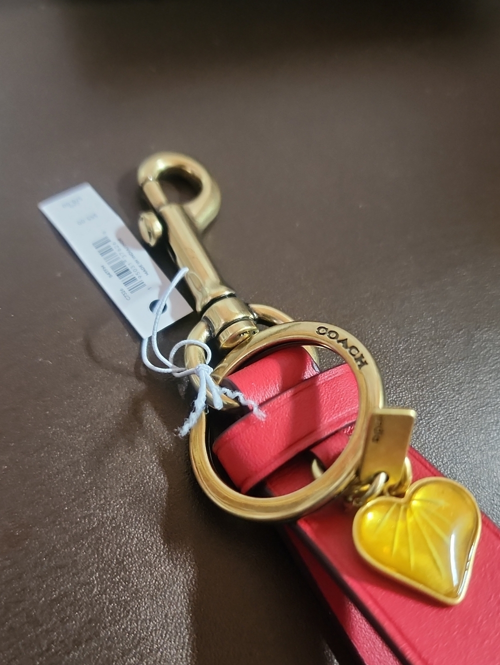 Coach Candy Red Leather Strap Keychain with Yellow Heart Charm & Dog Clip Nwt - Picture 7 of 9